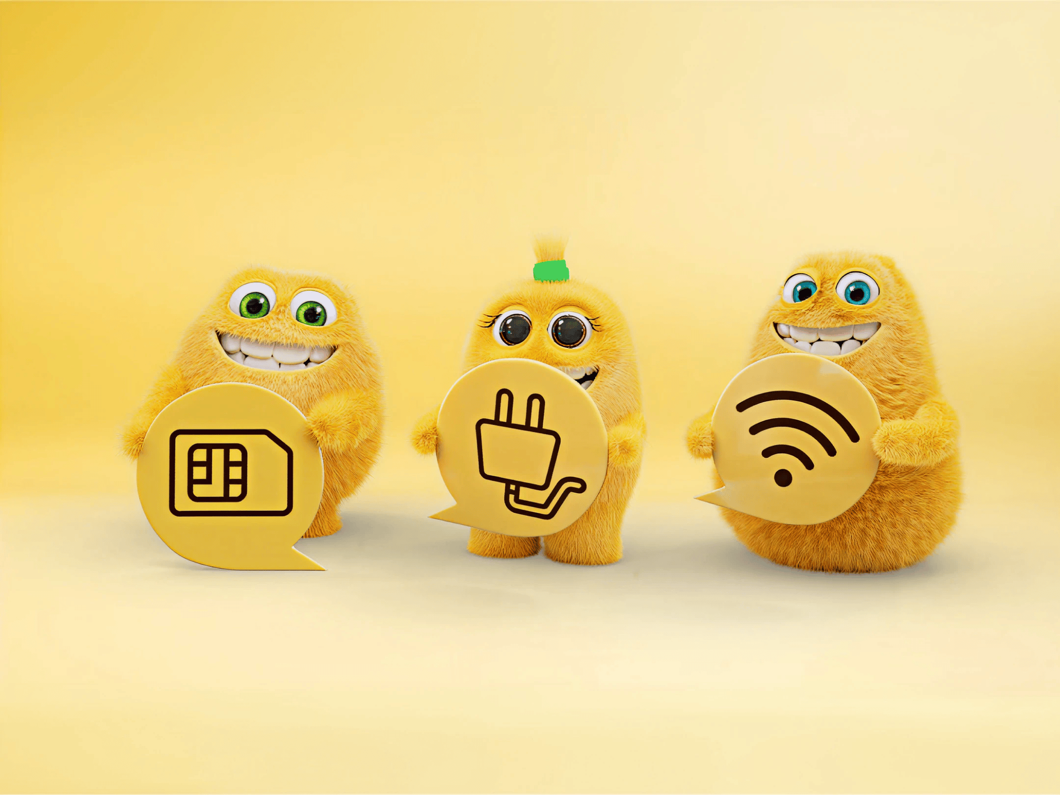 Tre gule Små Priser-figurer holder ikoner for SIM-kort, strøm og wifi på lys gul baggrund.