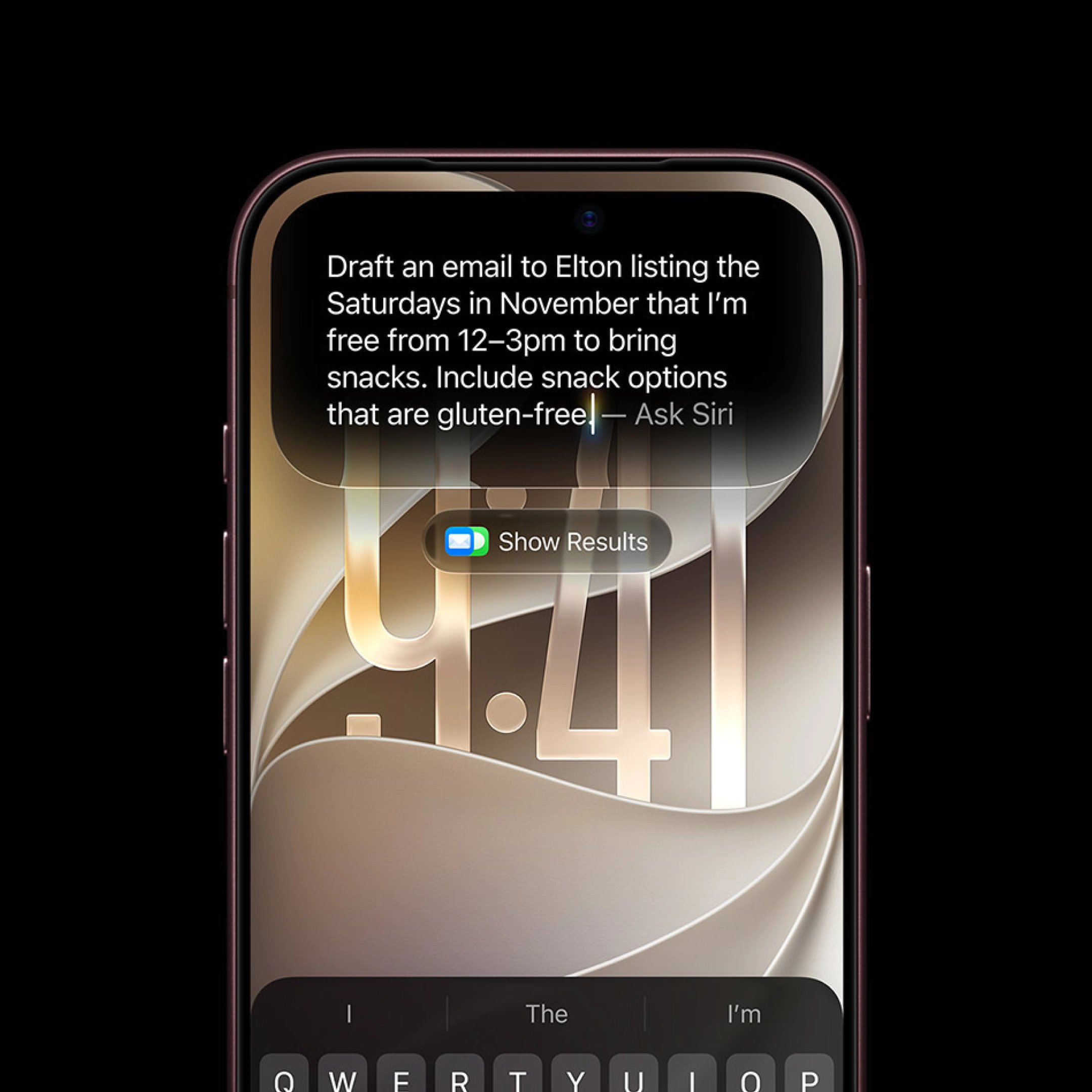 iPhone med Apple Intelligence, der hjælper med at skrive en e-mail via Siri.