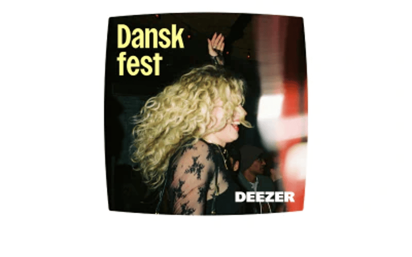 Dynamisk Deezer-banner med tekst og et festfoto af en blond kvinde i sort tøj.