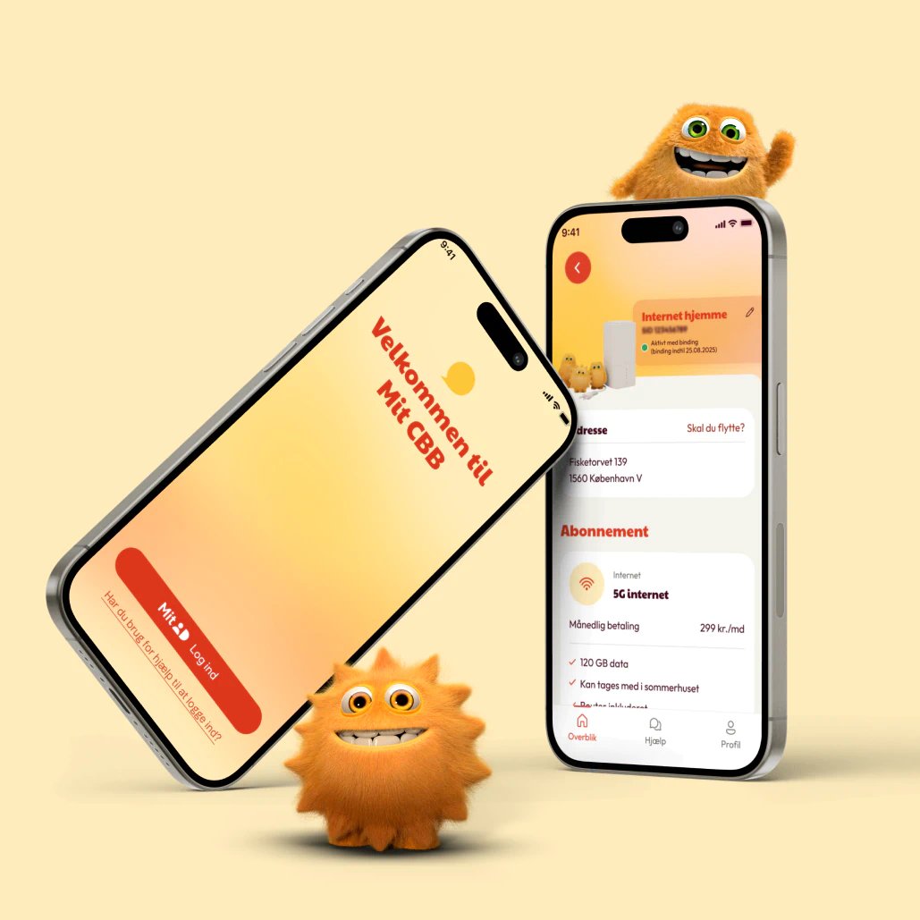 To mobiltelefoner med Mit CBB-app på skærmen og to orange Små Priser på lys baggrund.