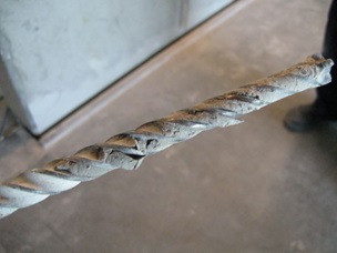 Prøveboring i ndt-lokaliseret dårlig udstøbning.